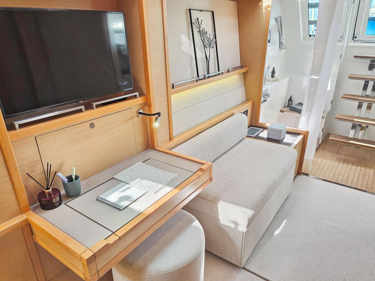 2012 Lagoon 62 