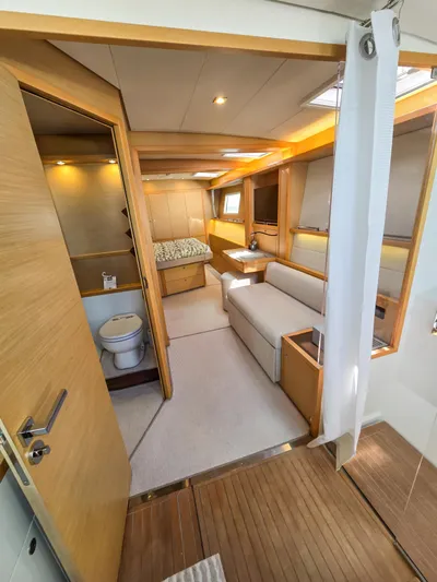 Firefly Yacht Photos Pics 