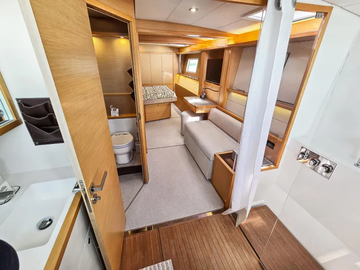 Firefly Yacht Photos Pics 