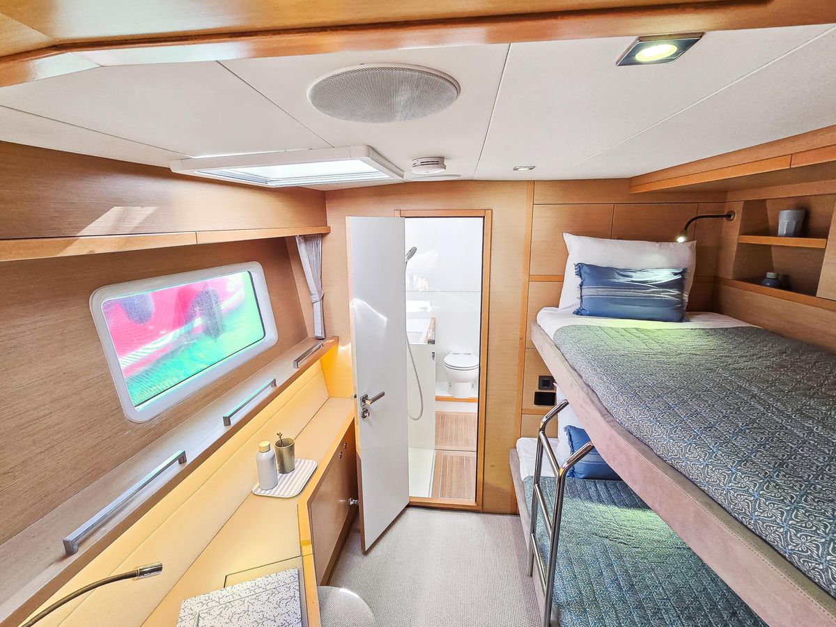 2012 Lagoon 62 