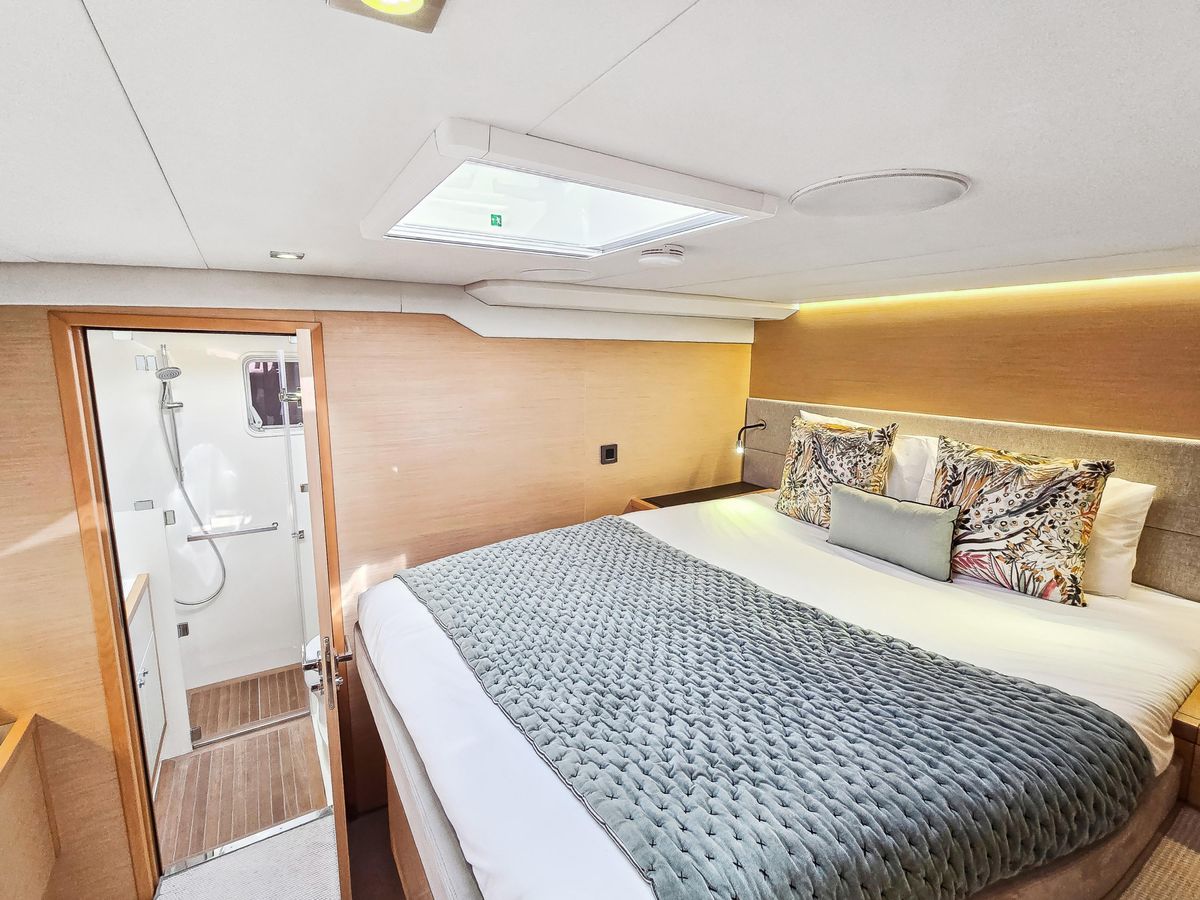 2012 Lagoon 62 