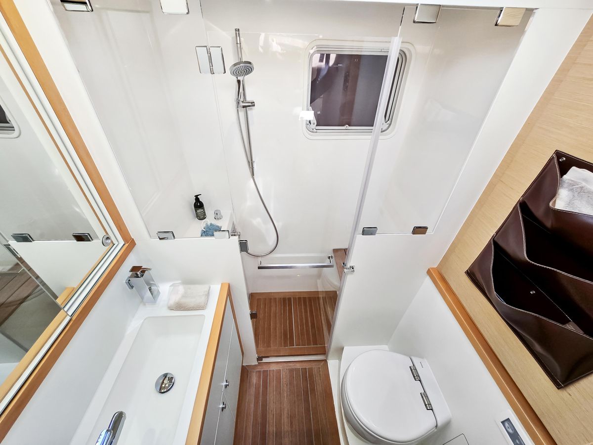 2012 Lagoon 62 
