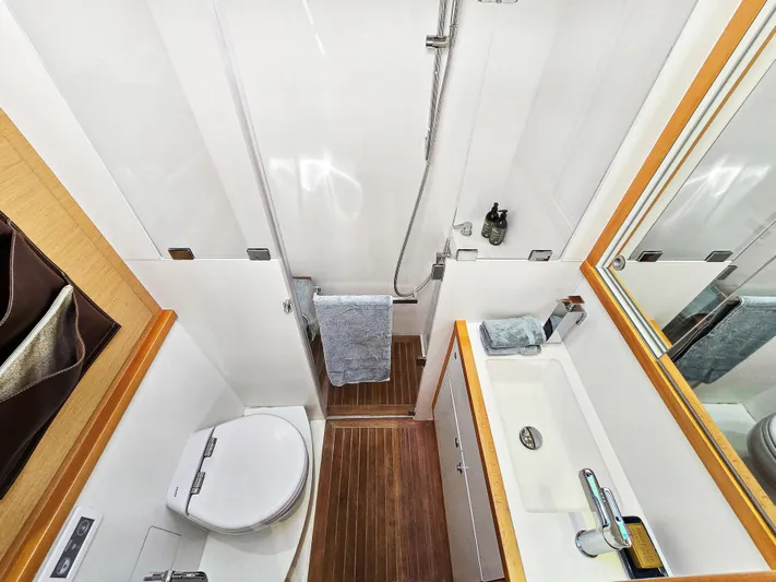 Firefly Yacht Photos Pics 