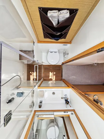 Firefly Yacht Photos Pics 