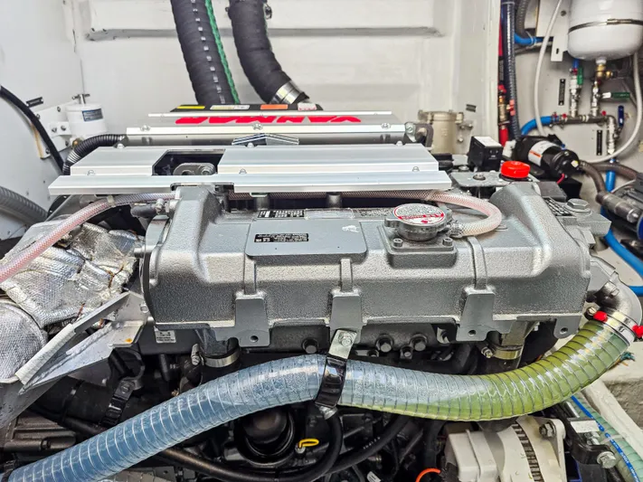 Firefly Yacht Photos Pics 