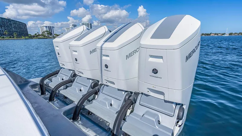 Stingray Yacht Photos Pics 