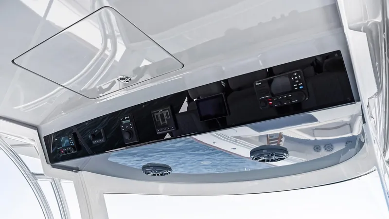 Stingray Yacht Photos Pics 