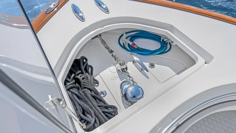 Stingray Yacht Photos Pics 