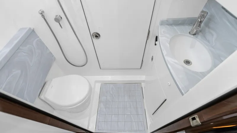 Stingray Yacht Photos Pics 