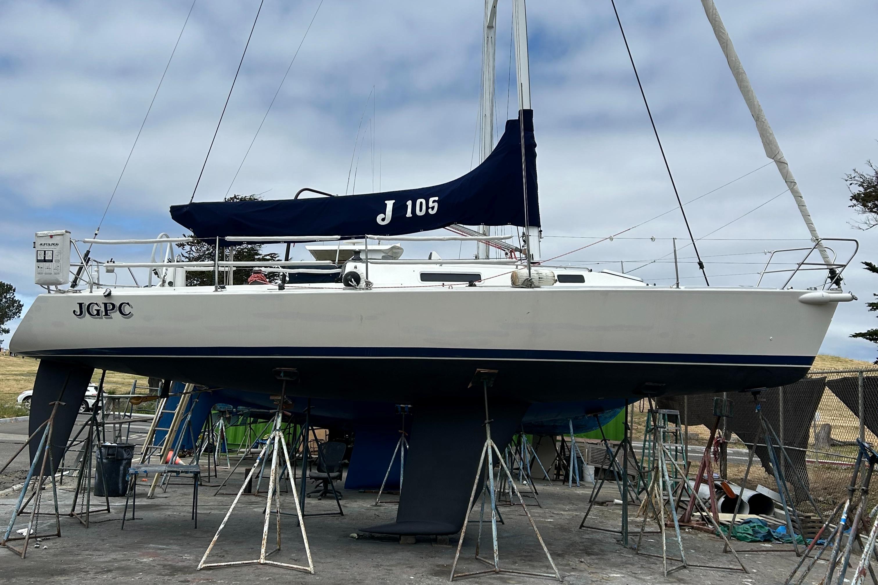 j104 sailboat