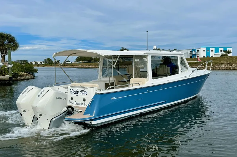 Moody Blue Yacht Photos Pics 