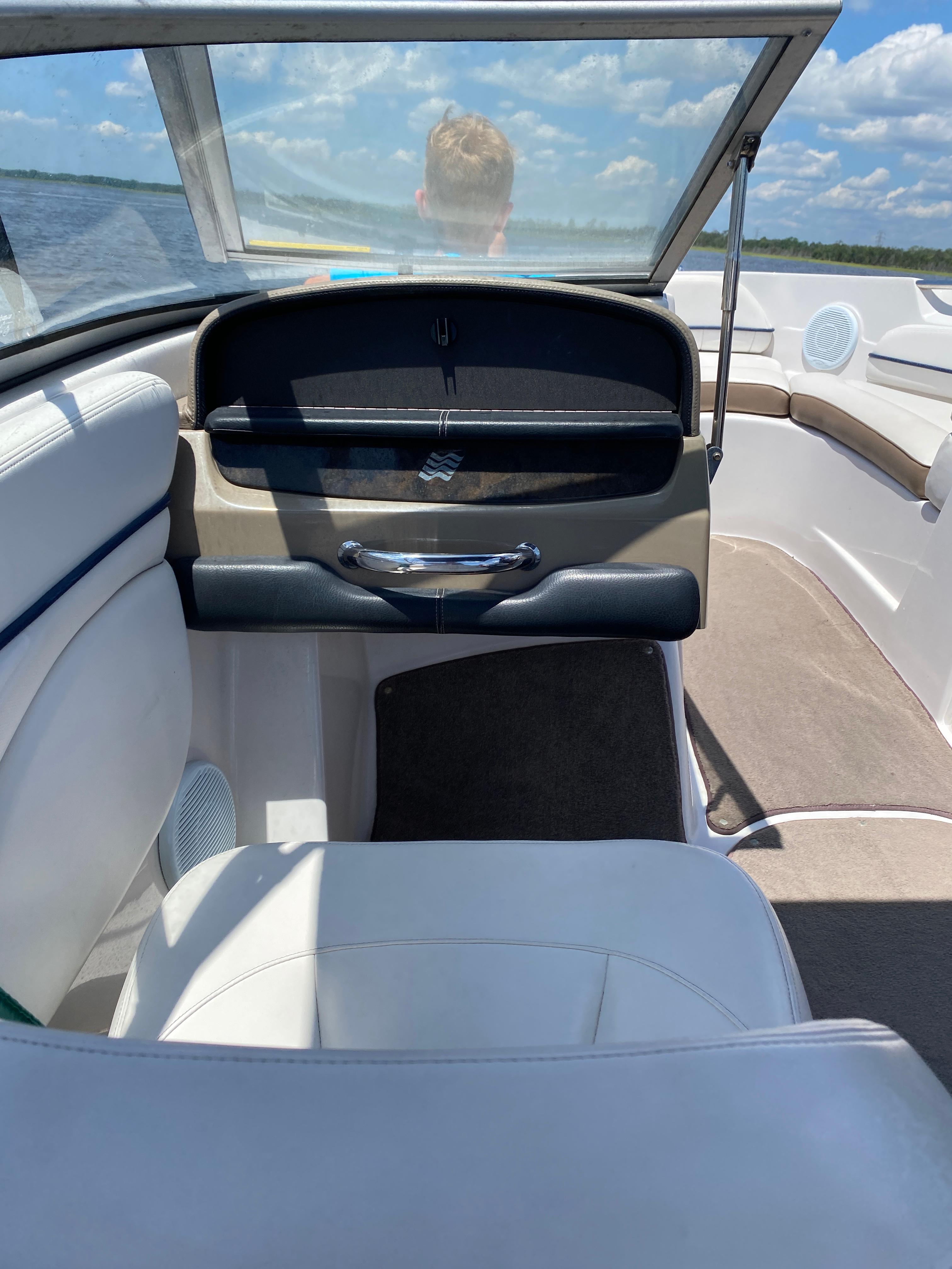 2007 Four Winns 200 Horizon Runabout for sale YachtWorld