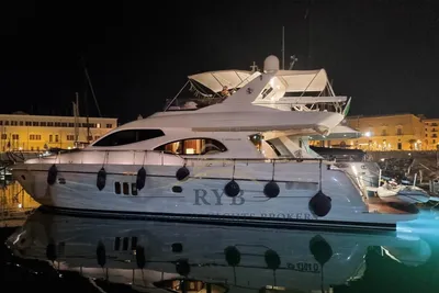 2006 Carnevali 65 fly