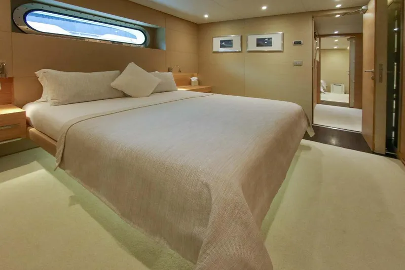  Yacht Photos Pics Luxurious yacht bedroom interior, Factoria Naval de Marin 40, 2013 model, elegant and spacious design.