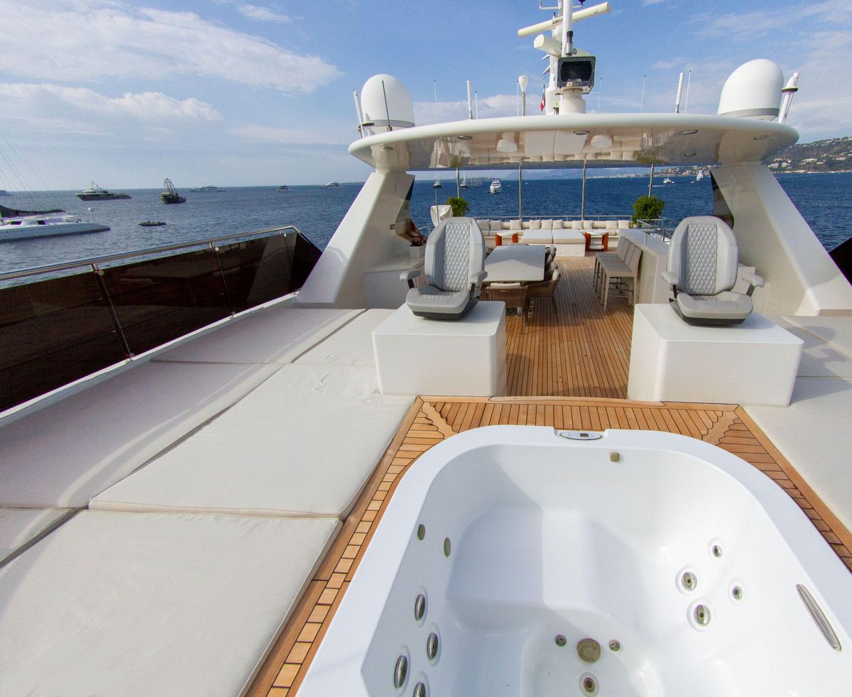 2013 Factoria Naval de Marin 129 