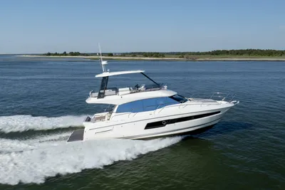 2024 Prestige 460