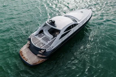 Azimut 52