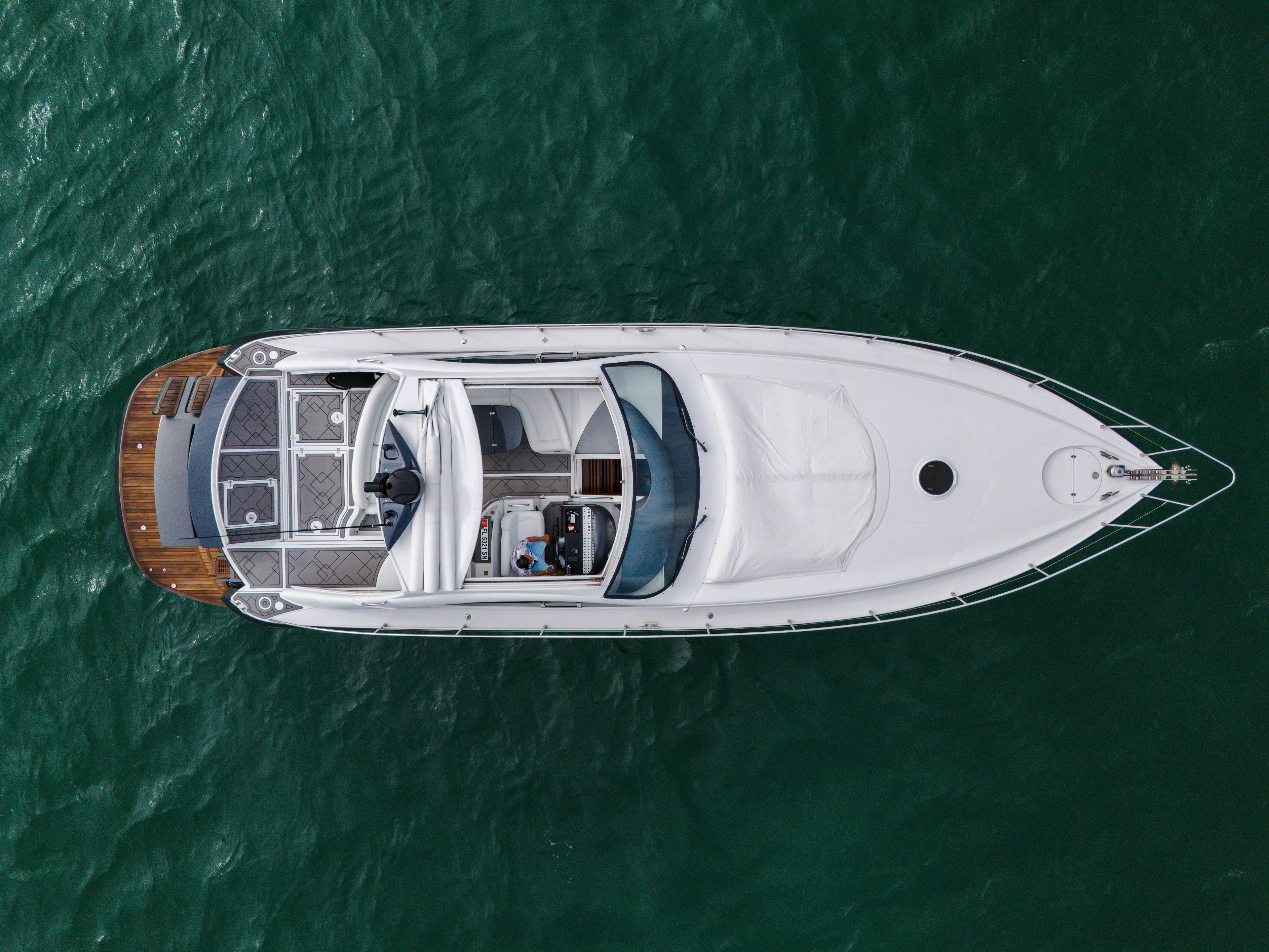 Yacht