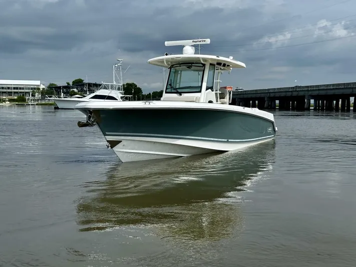 Bottoms Up Yacht Photos Pics 2019 Boston Whaler 330 Outrage - Image 2