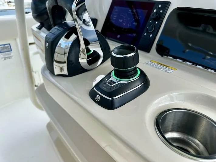 Bottoms Up Yacht Photos Pics 2019 Boston Whaler 330 Outrage - Image 15