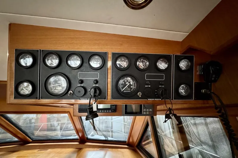  Yacht Photos Pics Control panel of a 1998 Ocean Alexander 420 yacht with Volvo Penta gauges.