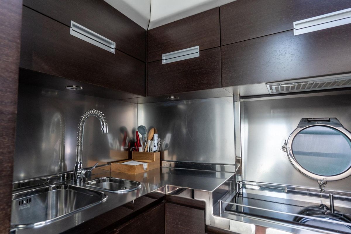 2013 Azimut 62 