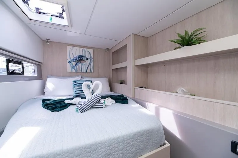 Ruby One Yacht Photos Pics Catamaran Leopard 58 guest cabin