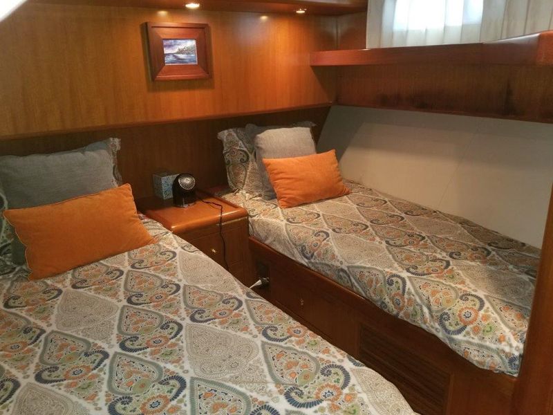 2005 Ocean Alexander 64 Pilothouse