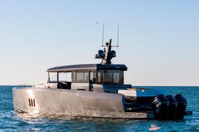 Yacht