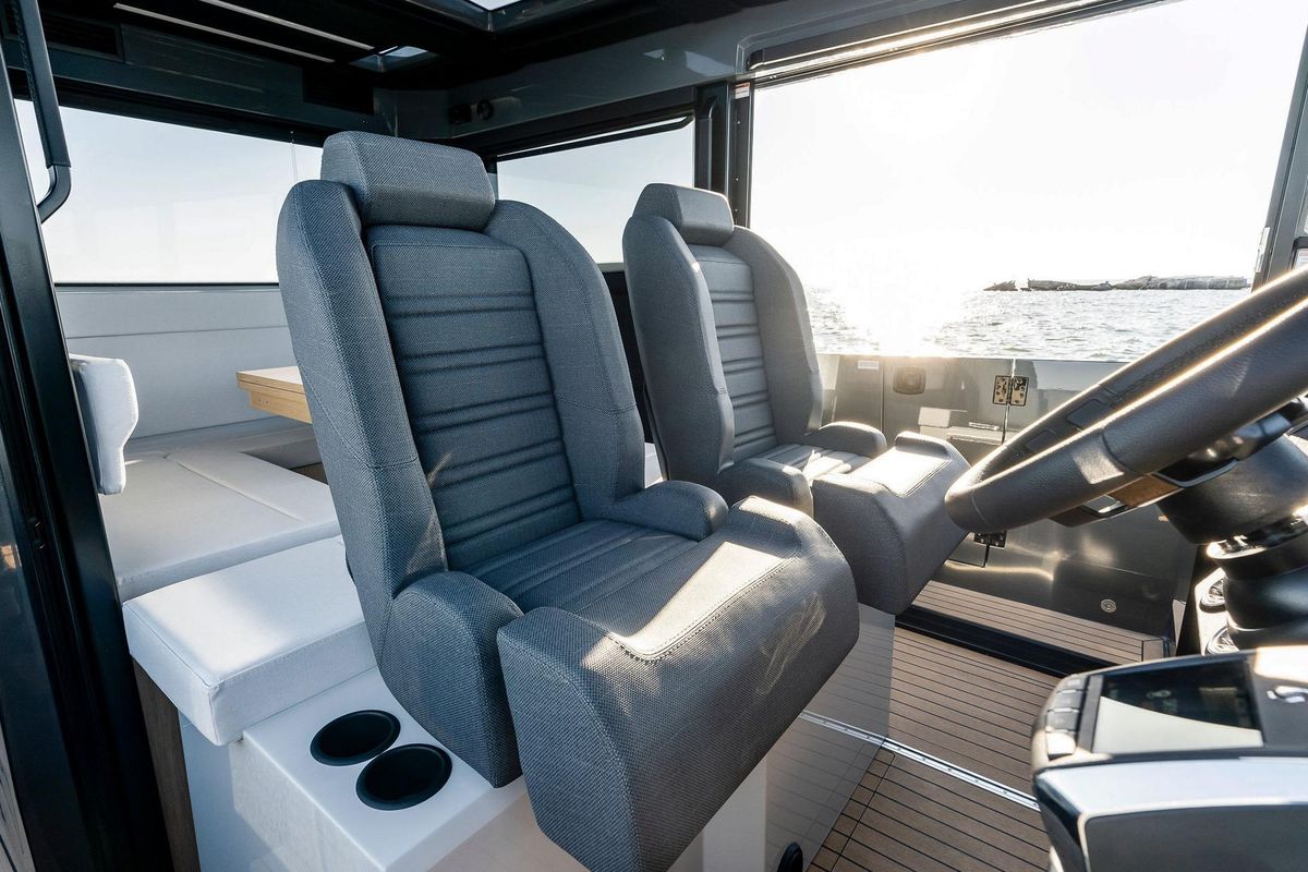 2025 XO Boats 44 