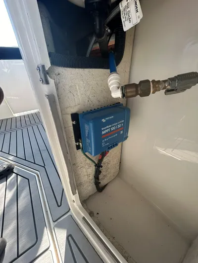  Yacht Photos Pics 2001 Sea Ray 410 Express Cruiser with MPPT solar charge controller installed.