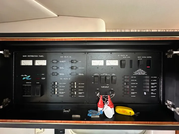 Kirb Appeal Yacht Photos Pics 