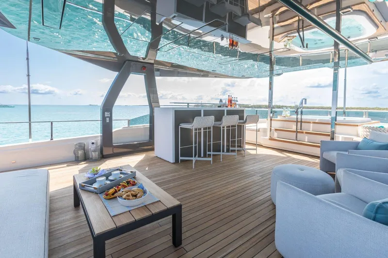 Eros Yacht Photos Pics 