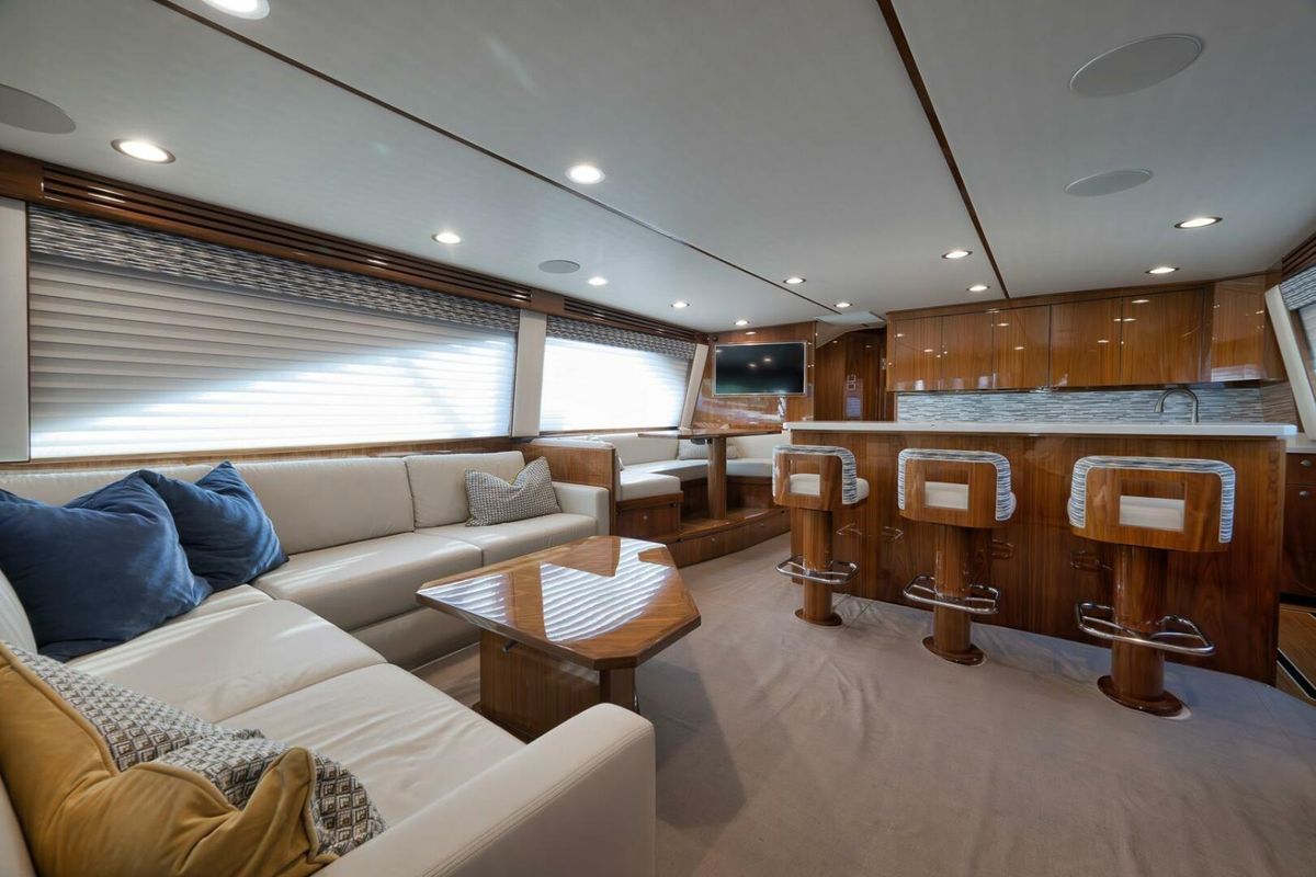 2019 Viking 68 