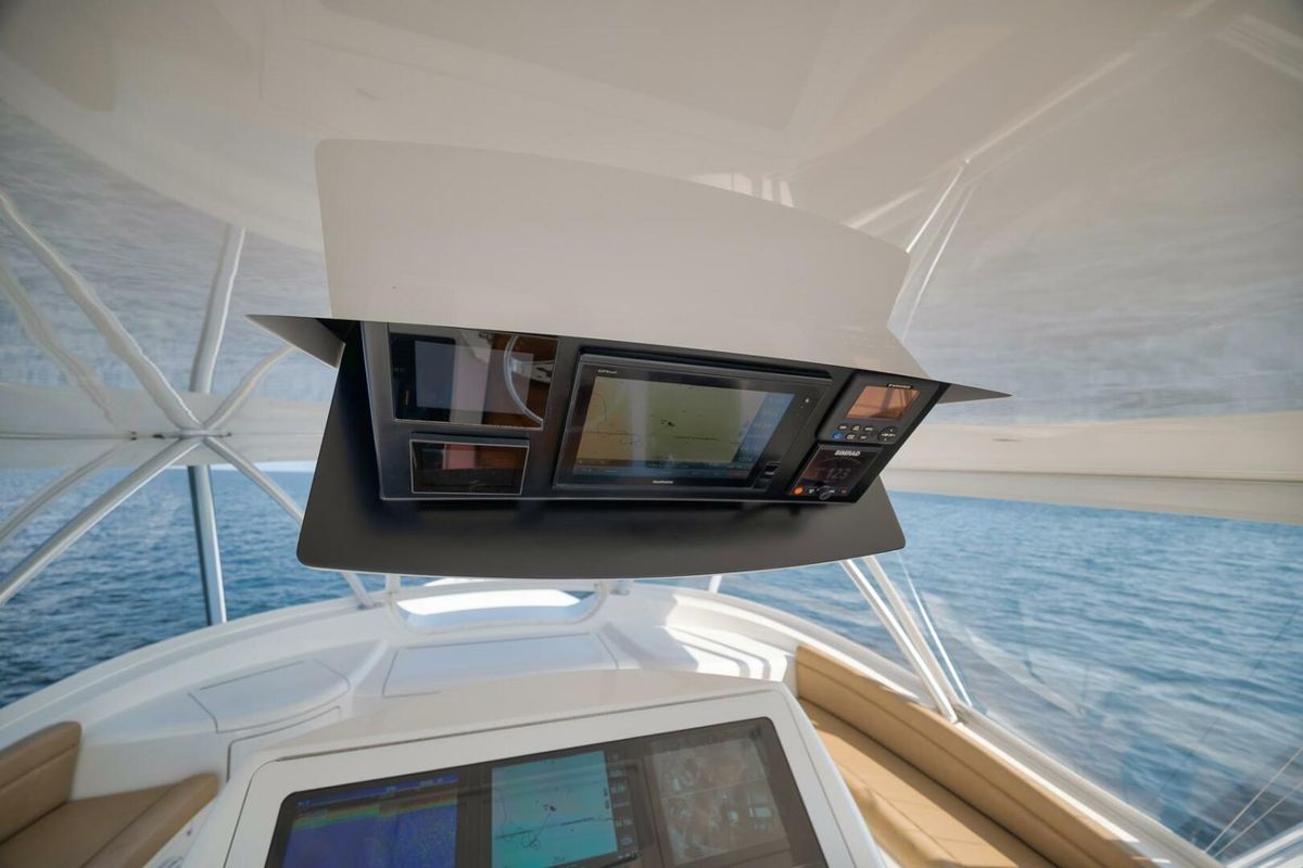 2019 Viking 68 