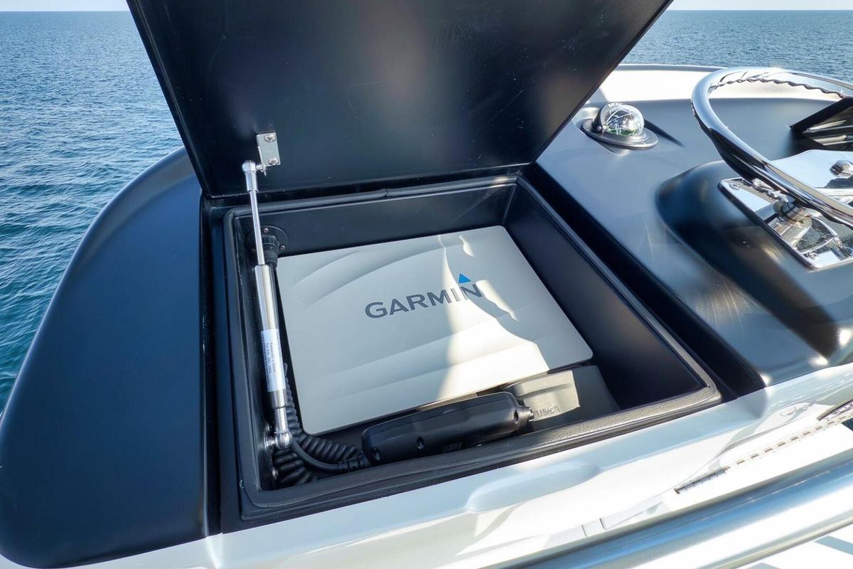 2019 Viking 68 