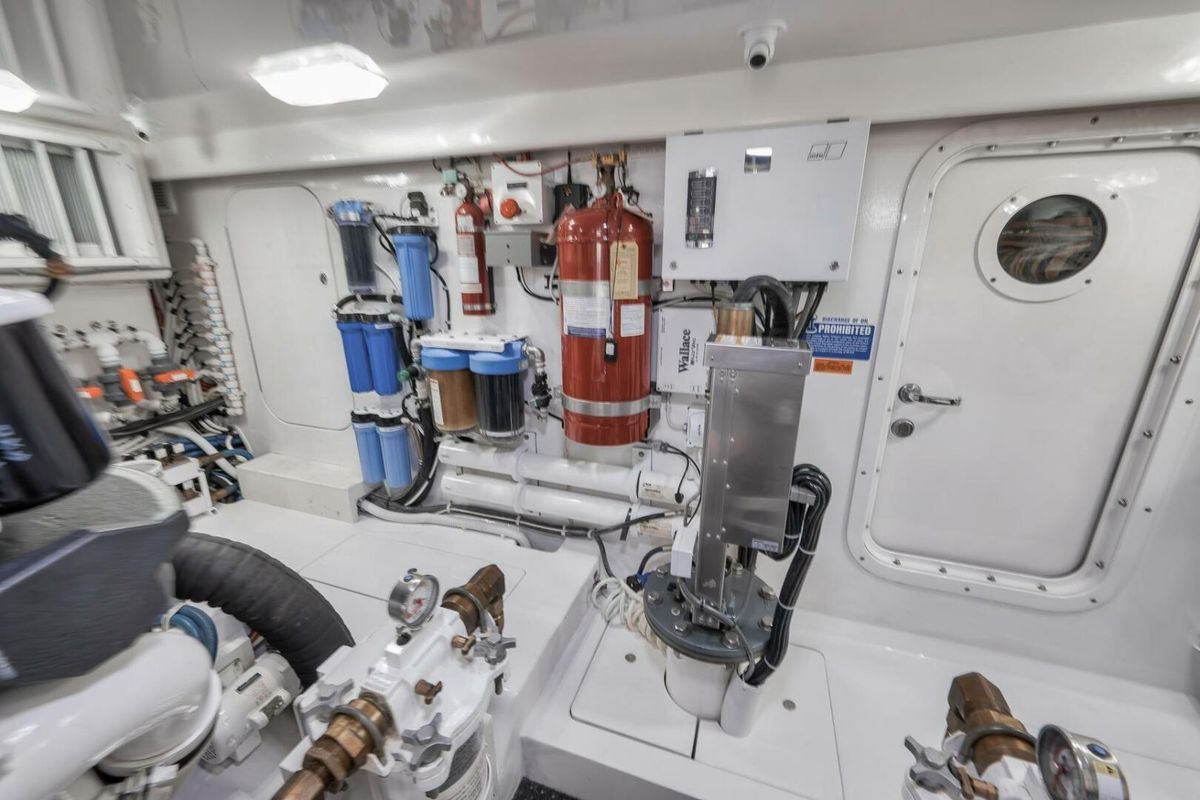 2019 Viking 68 