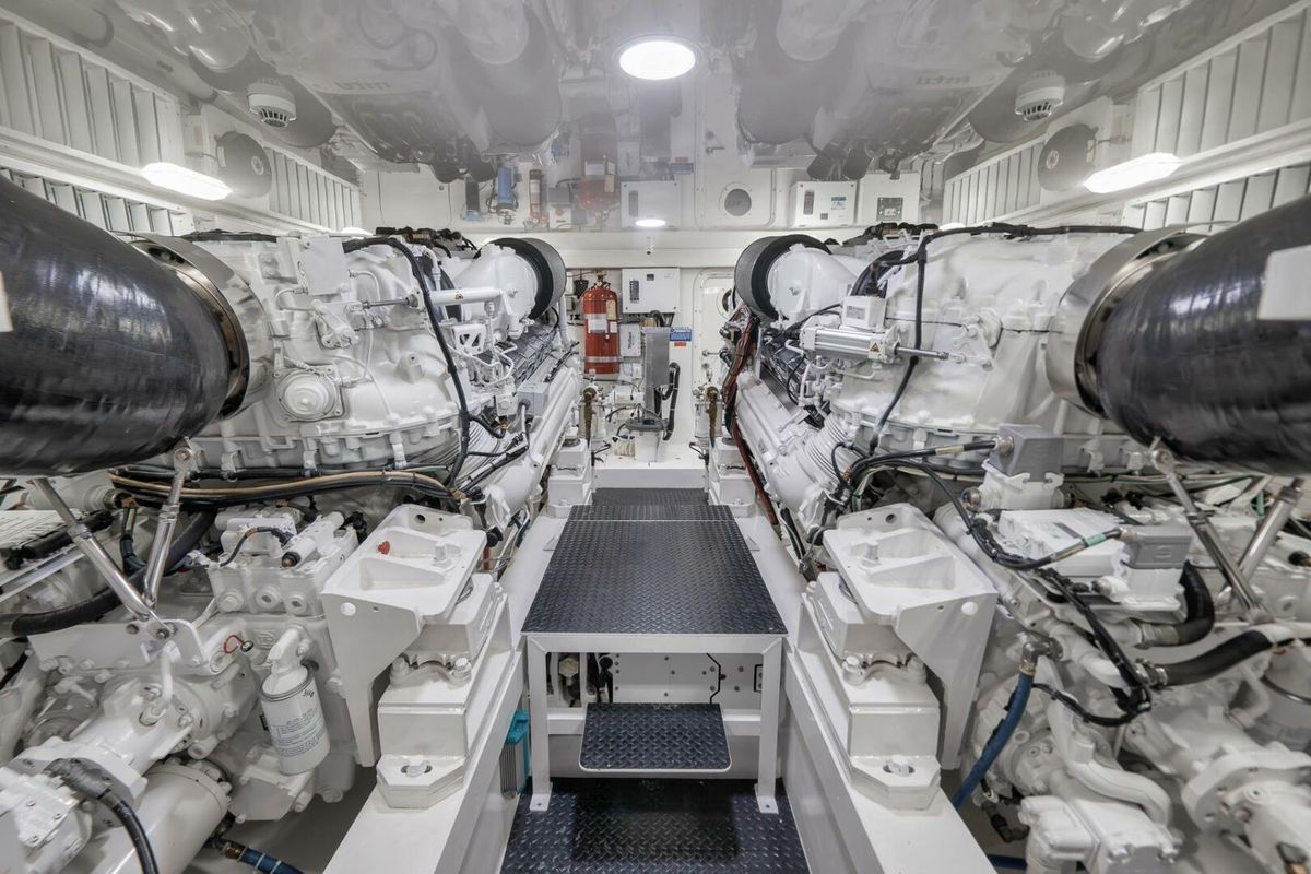 2019 Viking 68 