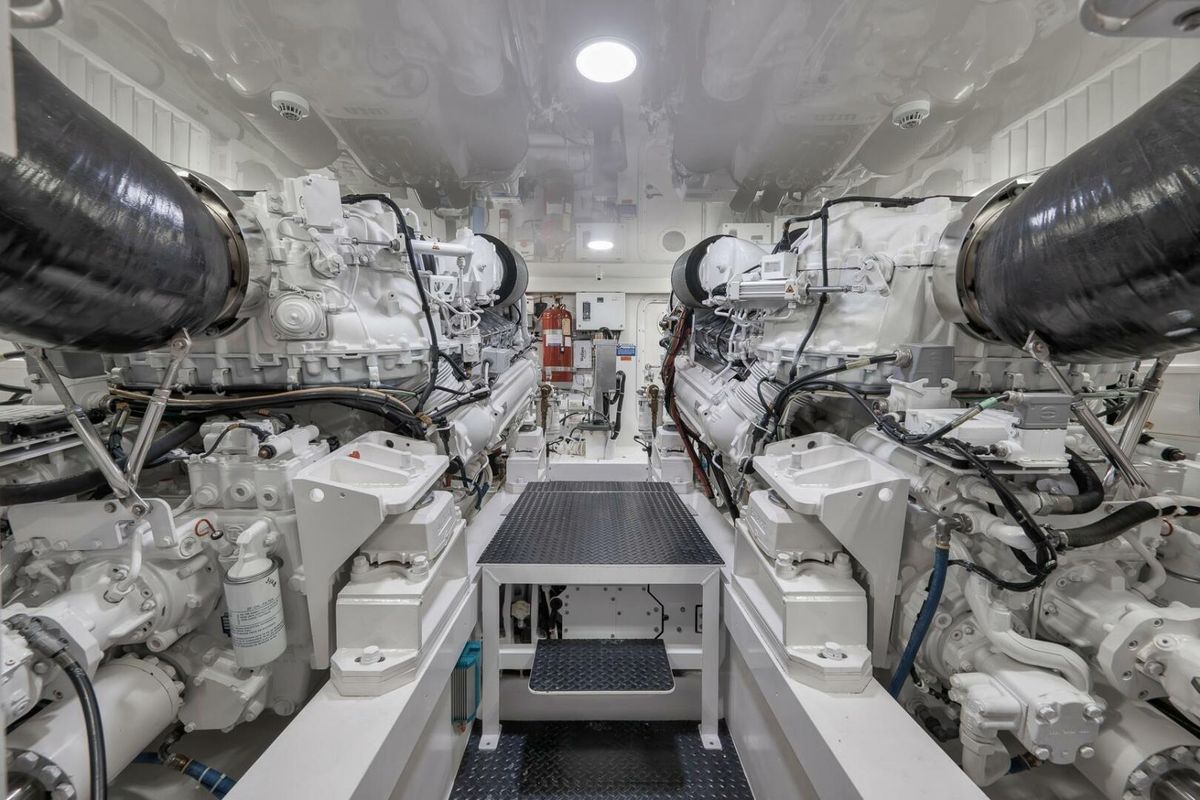 2019 Viking 68 