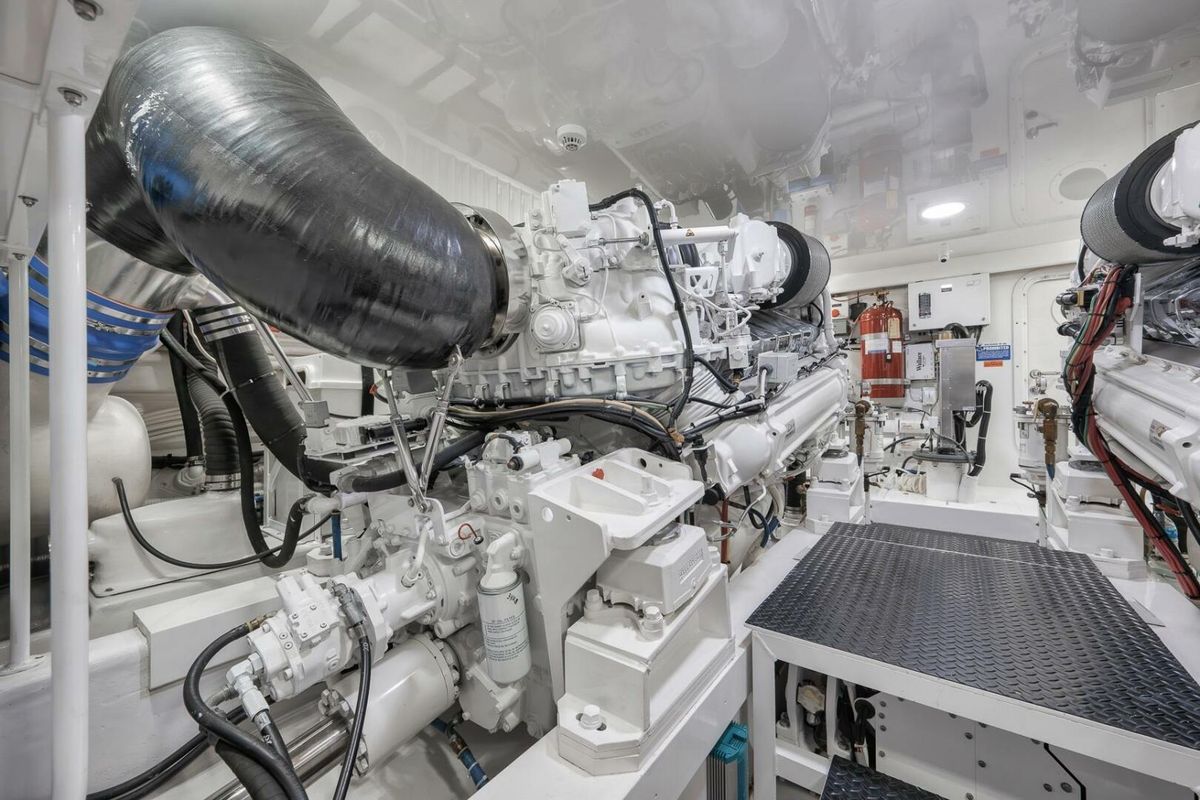 2019 Viking 68 