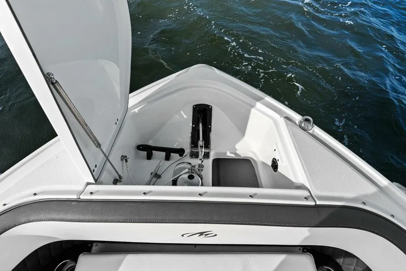  Yacht Photos Pics 2023 Monterey 385 SS - Anchor