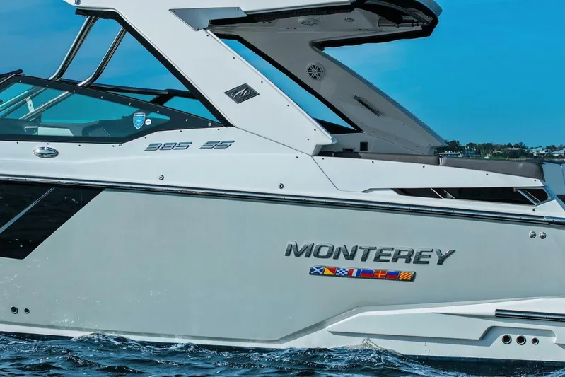  Yacht Photos Pics 2023 Monterey 385 SS - Profile