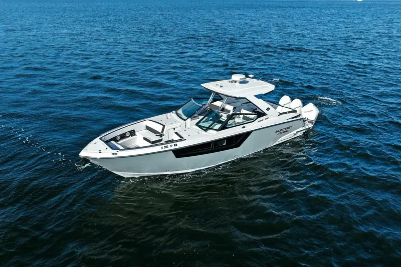  Yacht Photos Pics 2023 Monterey 385 SS - Profile
