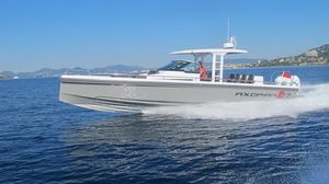 Axopar 37 T-Top