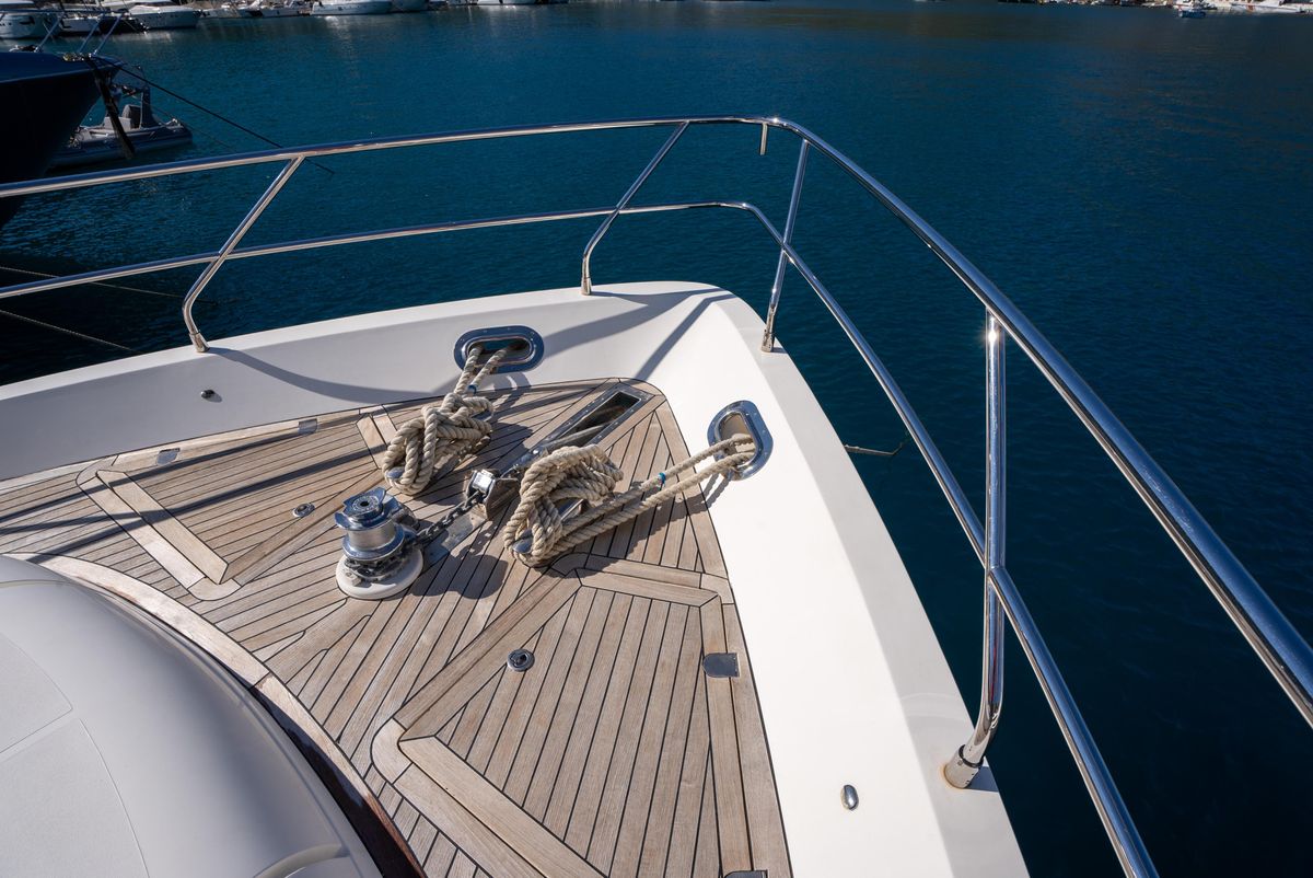 2008 Princess 74 