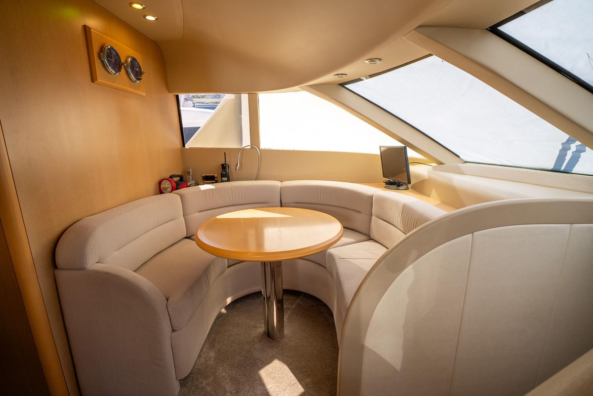 2008 Princess 74 