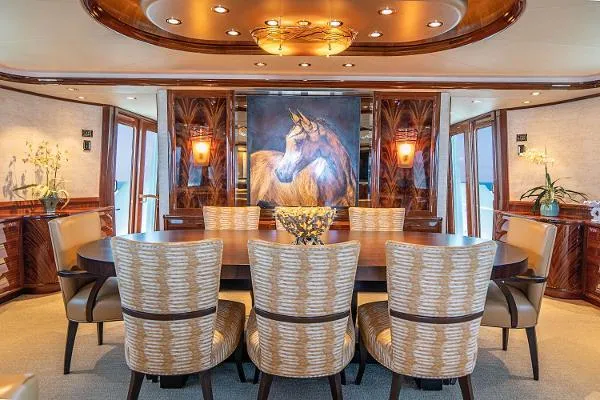 Risky Business Yacht Photos Pics Salon Dining