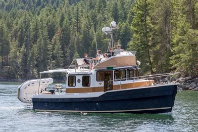 Ranger Tugs R-31CB