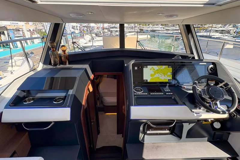  Yacht Photos Pics Interior of 2026 Wellcraft 44 Explorer yacht with modern navigation system.