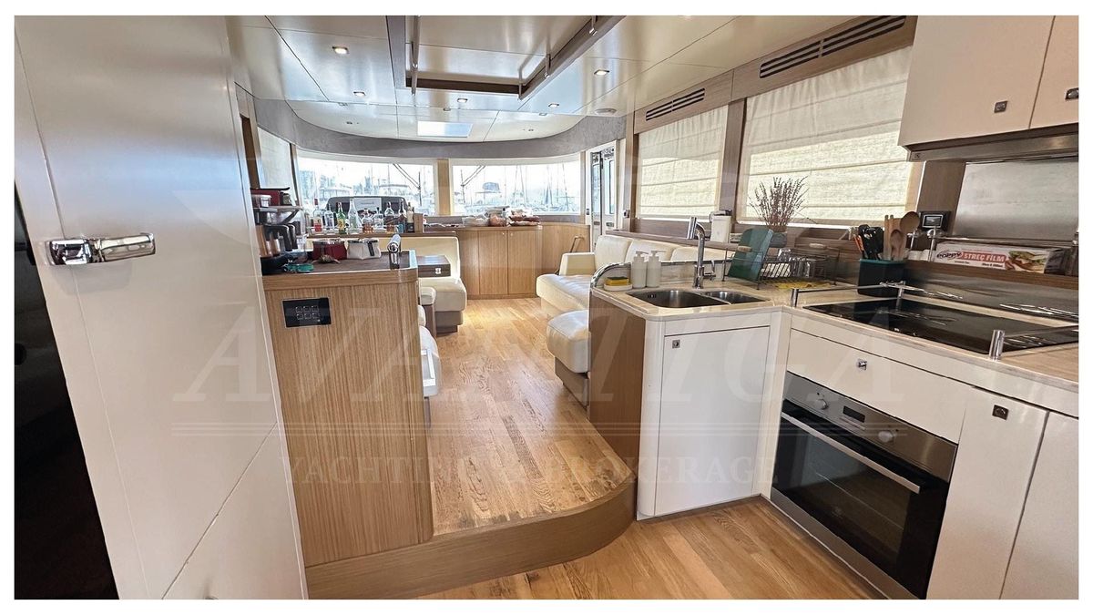 2019 Sirena 60 
